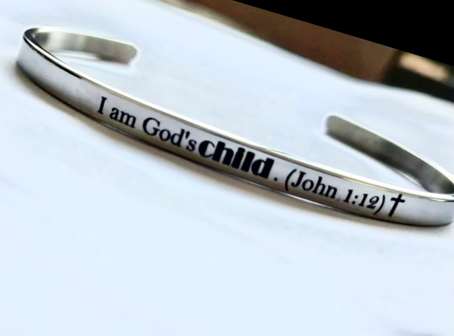 I am God's child. (John 1:12) SILVER